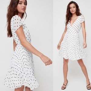 ✨Wilfred✨ Polka Dot Beaune Dress Short